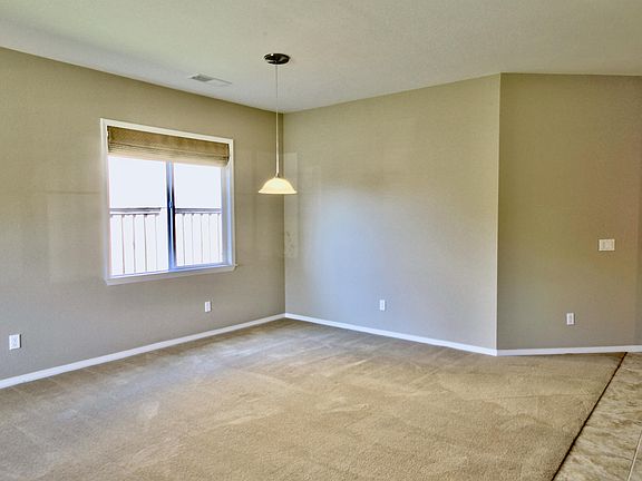 5th image of 1050 Saltbush Ln