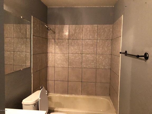 4th image of 3125 W Avenida Isabel