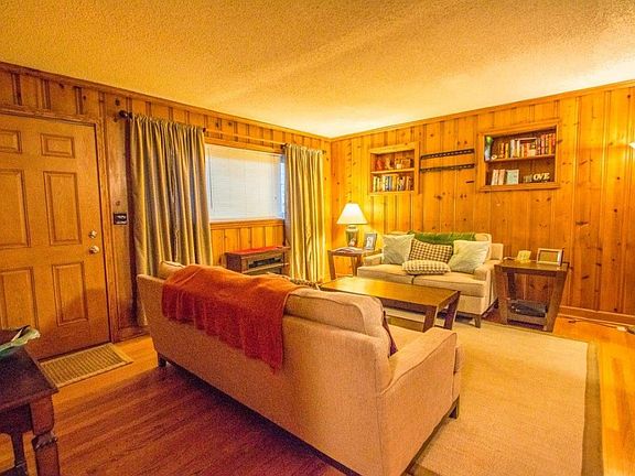 2nd image of 415 Glenwood Dr