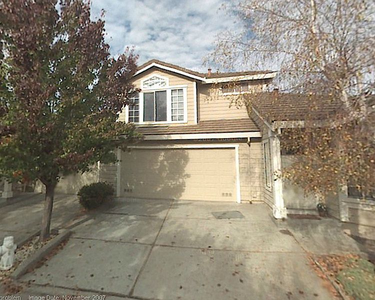 1st image of 3075 Roanoke Ln