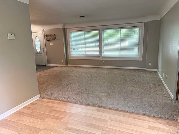2nd image of 5395 Weiss St