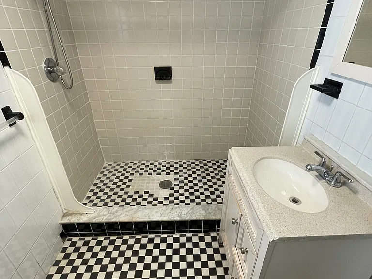 87 Alexander Ave #1 — Photo 8
