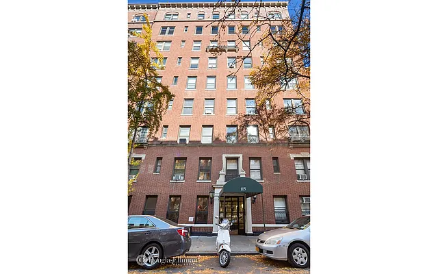 Sold by Douglas Elliman | media 14