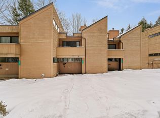 19 Timberline Drive #9, Warren, VT 05674