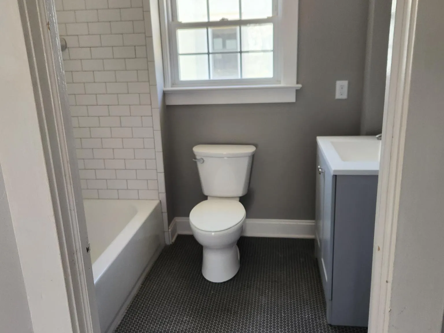 910 Wall Rd — Photo 4
