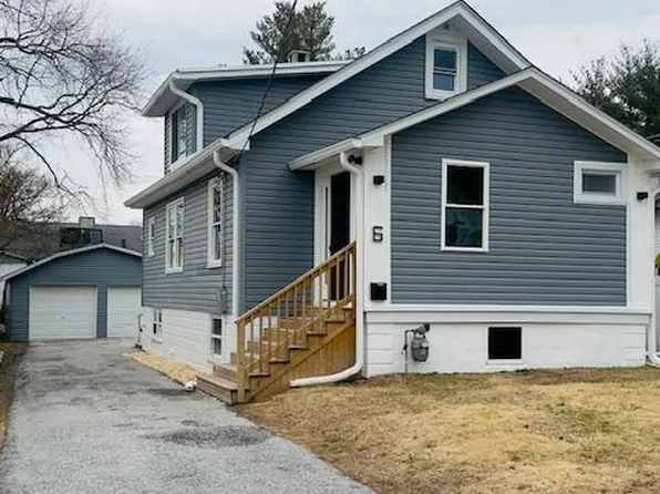 6 Gregg Ave, Newport, DE 19804
