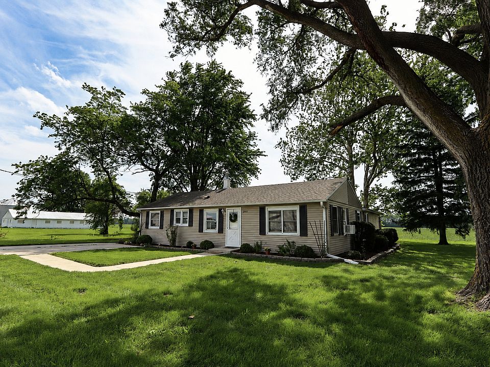1st image of 2757 School Dr