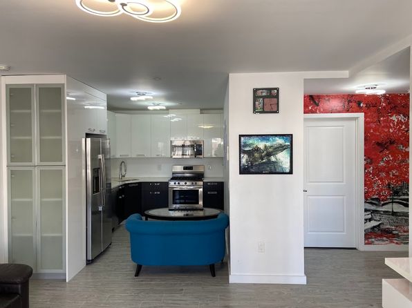 3016 Brighton 5 St Unit 2A