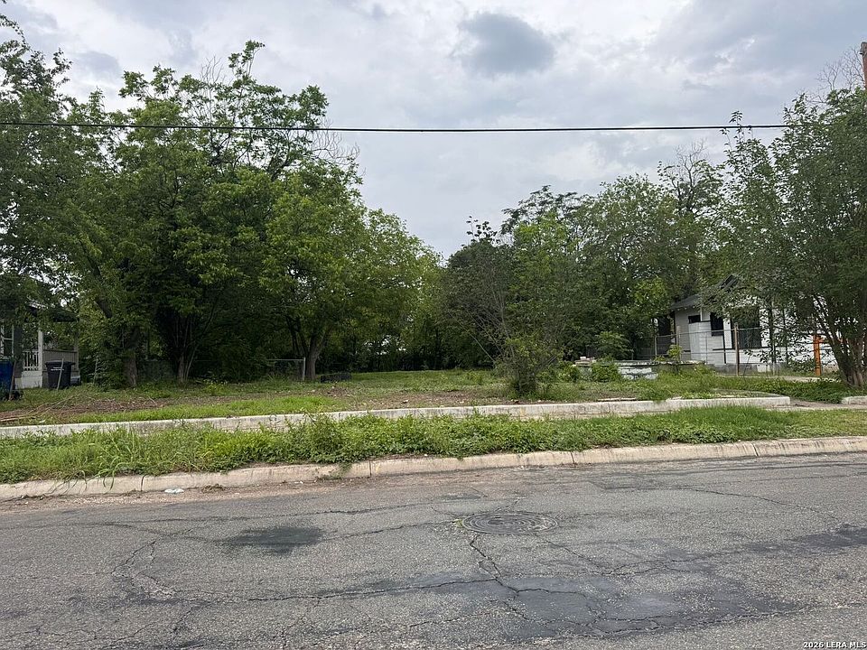 1st image of 1619 Dawson St LOT 15
