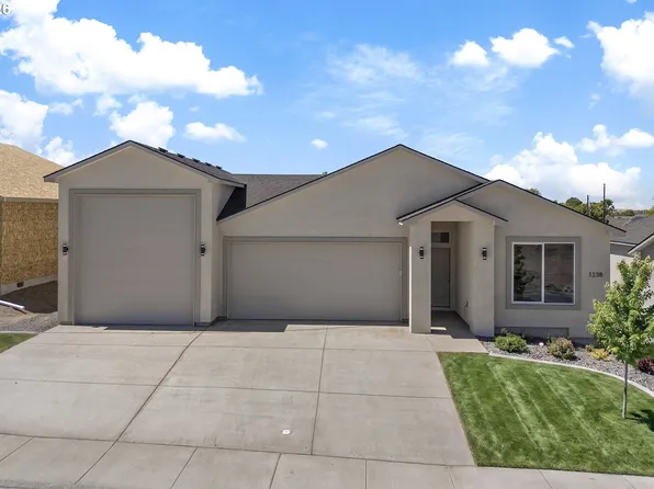 1238 SE Kimber Dr, Hermiston, OR 97838