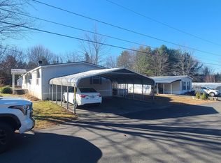 1021 Mountainview Ave, Charlestown, NH 03603