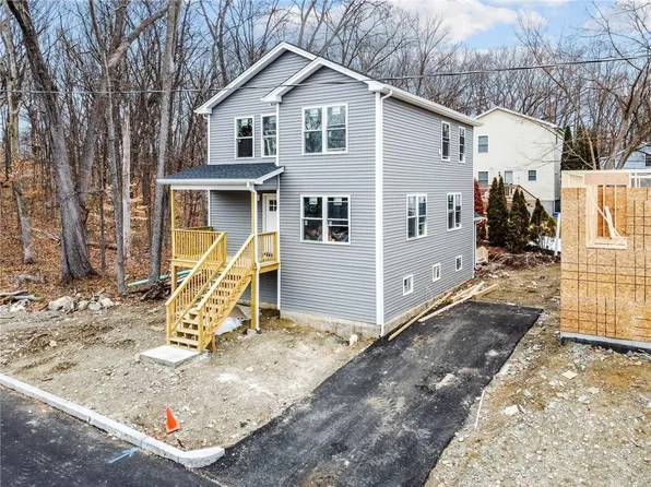 19 Walsh St, Providence, RI 02909