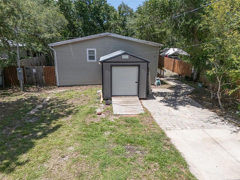 1st image of 13 Magnolia Rd