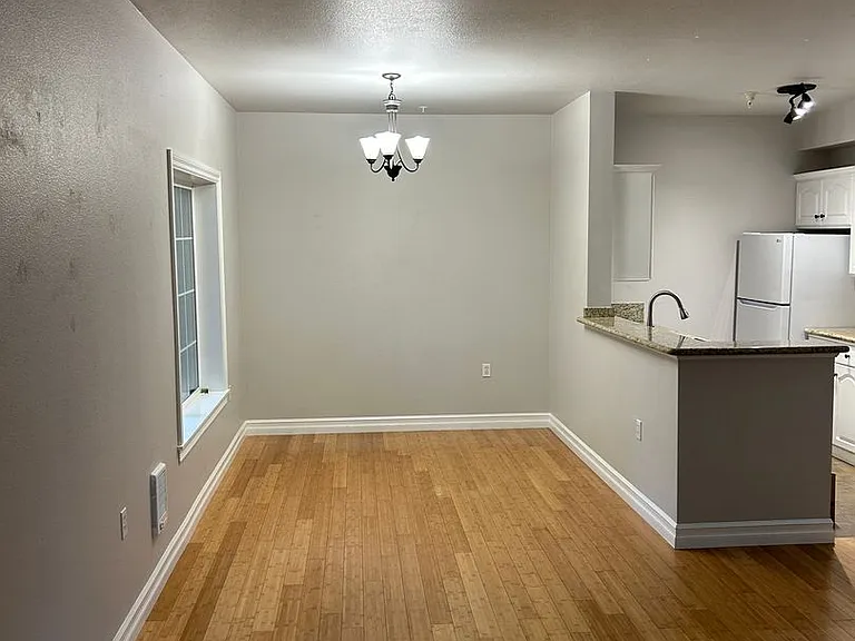 801 Rainier Ave N #B309 — Photo 4