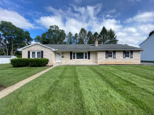 403 F St, Carlisle, PA 17013