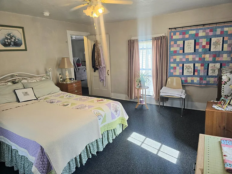 653 E Beaver St #B — Photo 11