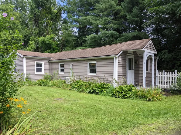 6 Riverview Ct, New Milford, CT 06776