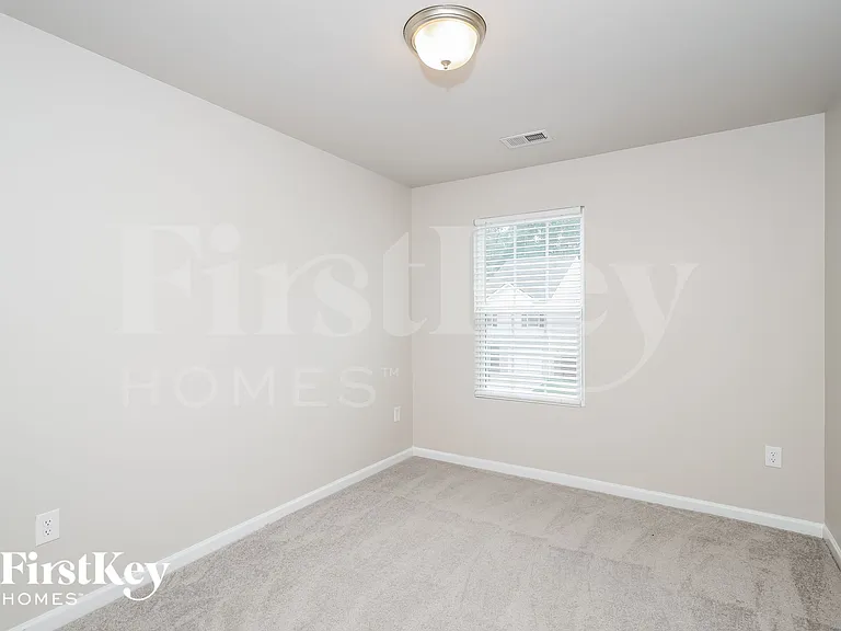 2550 Wood Bend Ln — Photo 11