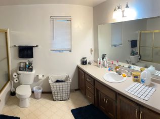 3143 Finger Rd, Green Bay, WI 54311