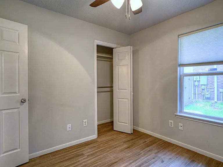 15 White Bark Pl — Photo 29