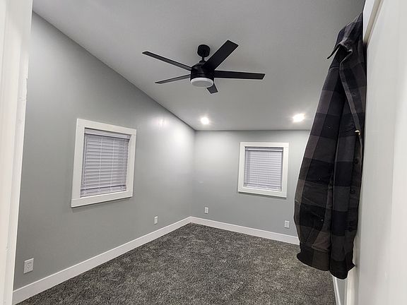 5th image of 8624 East Dr