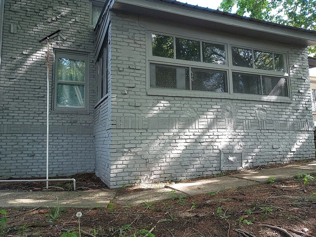 2734 Volta St photo 1