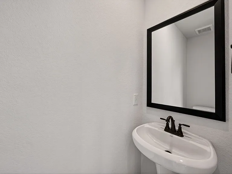 20675 Huebner Rd #527 — Photo 17