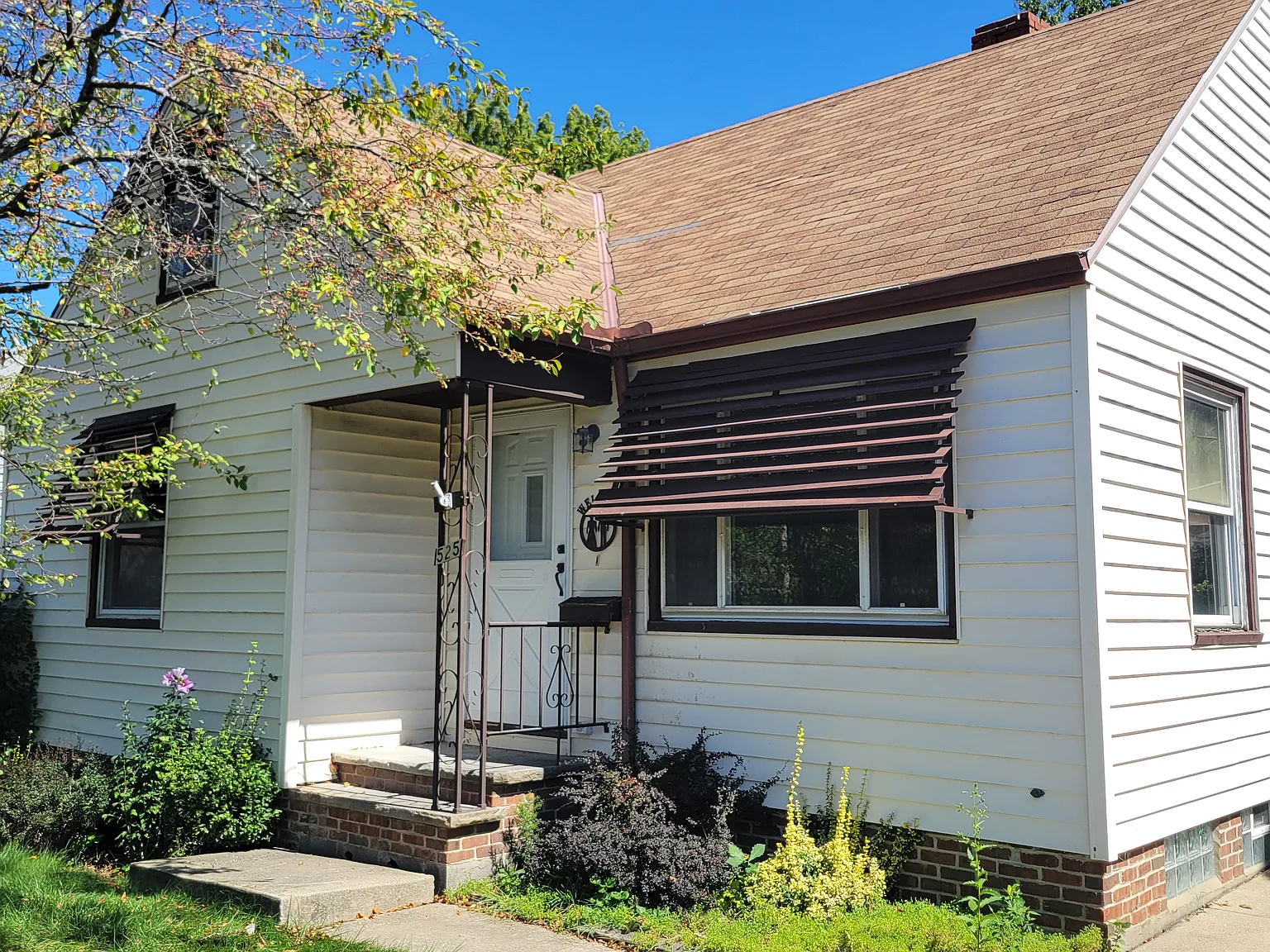 3 bed, 1128 sqft, $1,400 — Photo 2