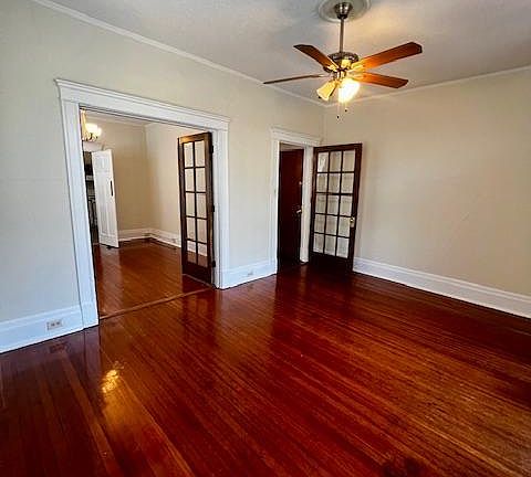 3rd image of 3918 Canal St