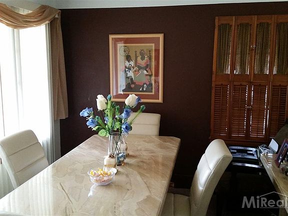 2nd image of 5006 E Outer Dr