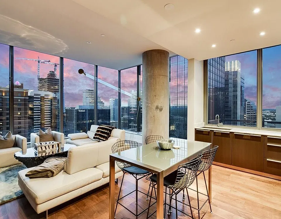Apartment for Rent — Photo 1