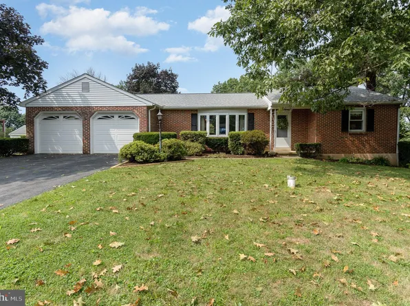 169 Trail Rd, Hershey, PA 17033