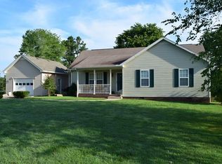 140 Wilson St, Mc Ewen, TN 37101