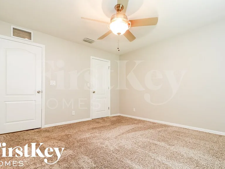 206 NE 16th Terrace Cpe — Photo 10