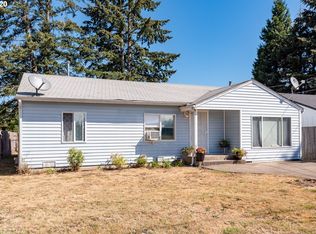 341 Sweet Ln, Cottage Grove, OR 97424