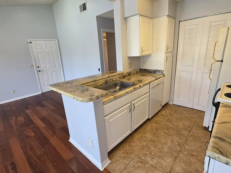 1077 S Hiawassee Rd #824 — Photo 10