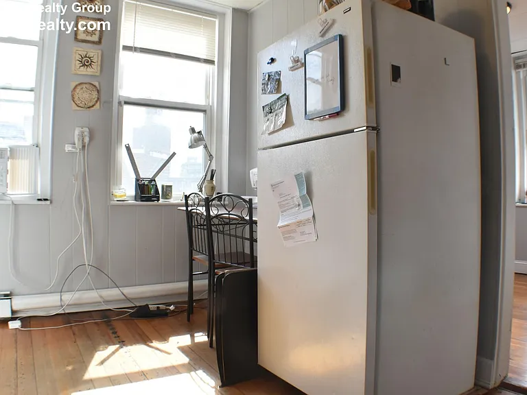 158 Salem St #8 — Photo 10