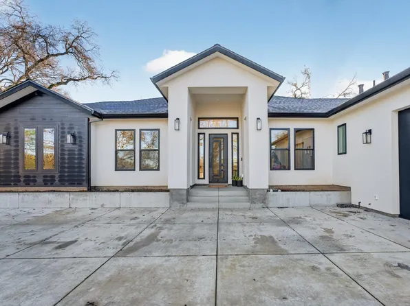 5475 Stanley Dr, Auburn, CA 95602