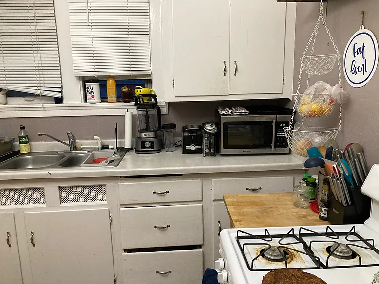 1523 N Cass St #1 — Photo 3