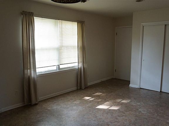 2nd image of 3680 Overland Dr
