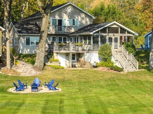 N7446 Arrowhead Ln, Elkhorn, WI 53121