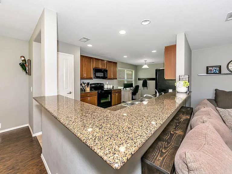 15944 Blaketree Dr — Photo 6