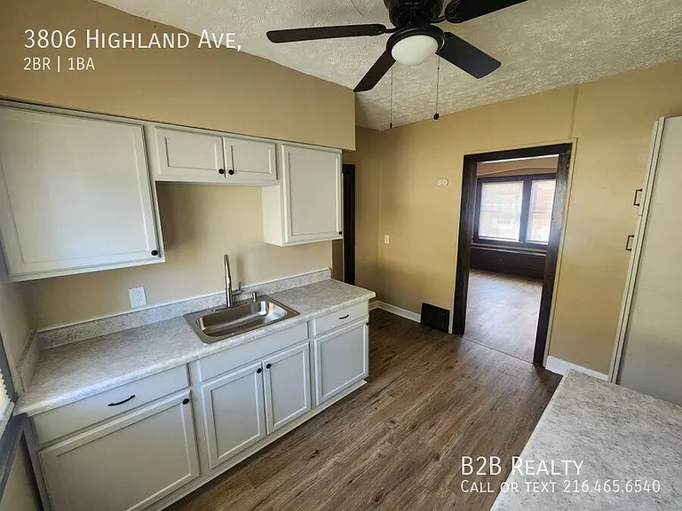 3806 Highland Rd — Photo 13
