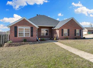 320 Sienna Dr, Centerton, AR 72719