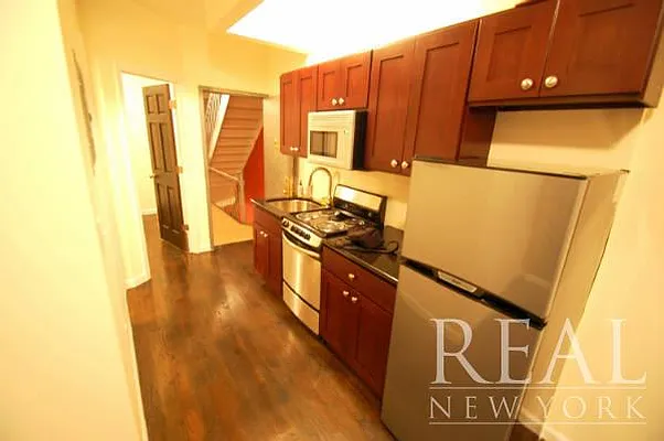 Rented by REAL New York | media 45