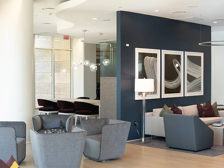 Cirque Residences — Photo 16