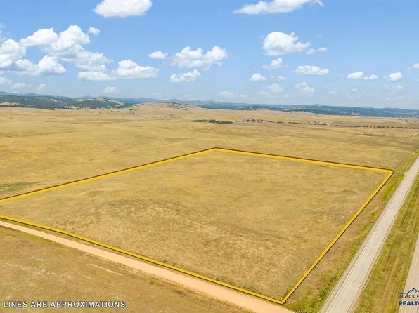 Mielke Pl, Hermosa, SD 57744