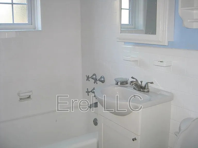 12-16 Ware St #12-1 — Photo 16