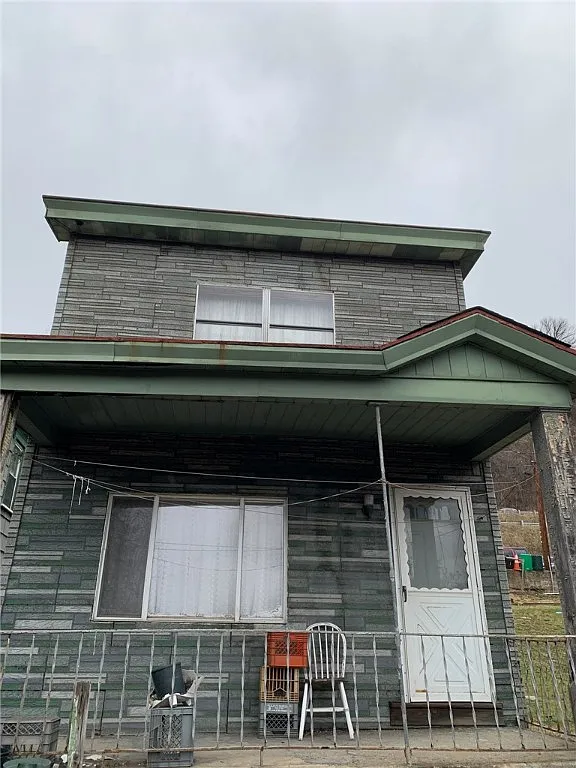 1724 Noble St photo 1