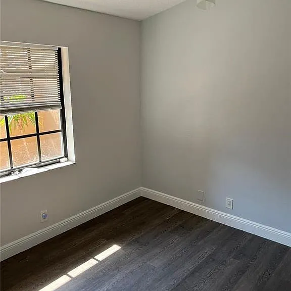 9015 W Sunrise Blvd — Photo 21